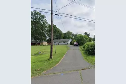 14 Oak St, Southwick, MA 01077 - Photo 1