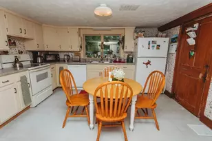 211 Main St, Shelburne, MA 01370 - Photo 21