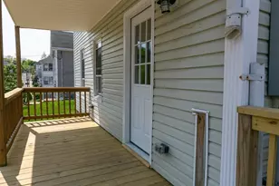 10 5th Ave, Webster, MA 01570 - Photo 3