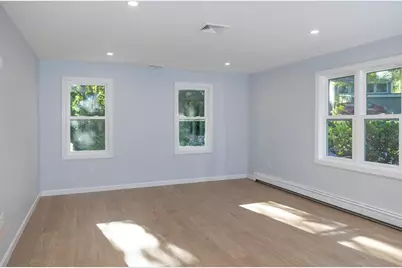 122 Leedham St #122, Attleboro, MA 02703 - Photo 3