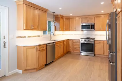 122 Leedham St #122, Attleboro, MA 02703 - Photo 9
