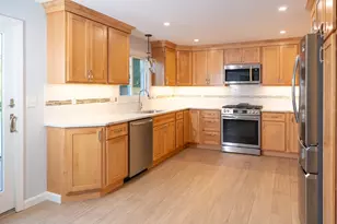 122 Leedham St, Attleboro, MA 02703 - Photo 9
