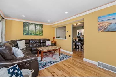 19 Old Diamond #19, Walpole, MA 02081 - Photo 3