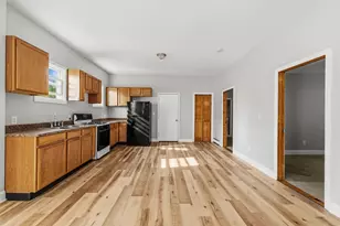 998 Middle, Fall River, MA 02721 - Photo 13