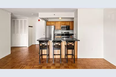 1025 Hancock St #4A, Quincy, MA 02169 - Photo 3
