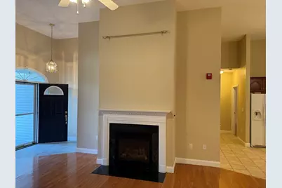 40 Holly Ln #40, Dracut, MA 01826 - Photo 3