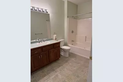 40 Holly Ln #40, Dracut, MA 01826 - Photo 7