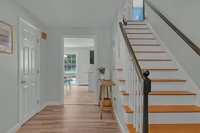 198 Meadow Wood Dr, Holden, MA 01520 - Photo 3