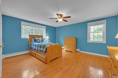 198 Meadow Wood Dr, Holden, MA 01520 - Photo 17