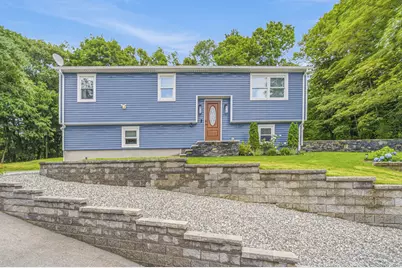 15 Sycamore Street, Millbury, MA 01527 - Photo 1