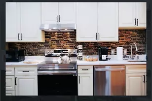 19 Hazelton St, Boston, MA 02126 - Photo 3