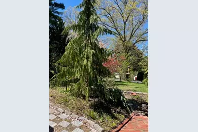 23 Howe Ave, Shrewsbury, MA 01545 - Photo 5