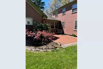 23 Howe Ave, Shrewsbury, MA 01545 - Photo 11