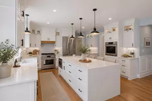 35 Shuttleworth Pl, Dedham, MA 02026 - Photo 9