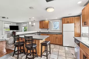 170 1/2 Granite St, Rockport, MA 01966 - Photo 5