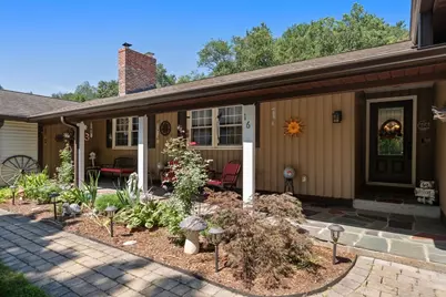 16 Burbank Lane, Lancaster, MA 01523 - Photo 3