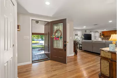 16 Burbank Lane, Lancaster, MA 01523 - Photo 5
