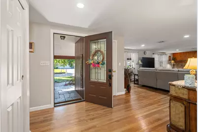 16 Burbank Lane, Lancaster, MA 01523 - Photo 5