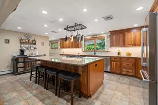 16 Burbank Ln, Lancaster, MA 01523 - Photo 13