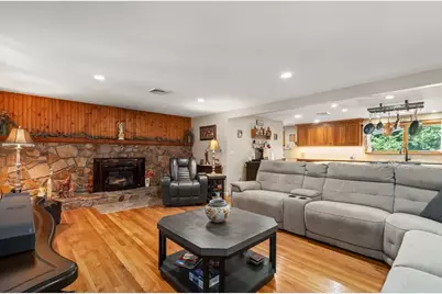 16 Burbank Lane, Lancaster, MA 01523 - Photo 9