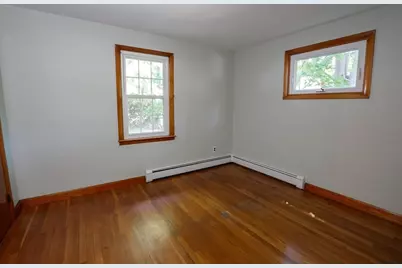 265 Reingold Ave, Fitchburg, MA 01420 - Photo 11