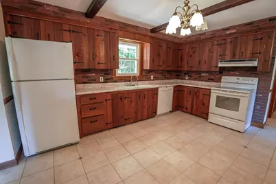 265 Reingold Ave, Fitchburg, MA 01420 - Photo 5