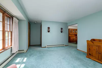 604 Quinapoxet St, Holden, MA 01520 - Photo 9