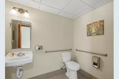 37 Pierce St, Northborough, MA 01532 - Photo 11
