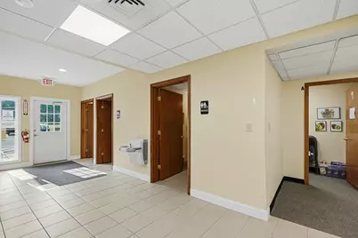 37 Pierce St, Northborough, MA 01532 - Photo 15