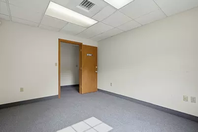 37 Pierce St, Northborough, MA 01532 - Photo 21