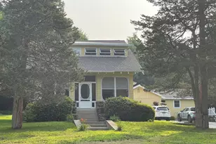 733 Pleasant St, Marlborough, MA 01752 - Photo 1
