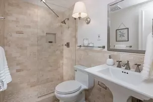 220 Boylston St, Boston, MA 02116 - Photo 11