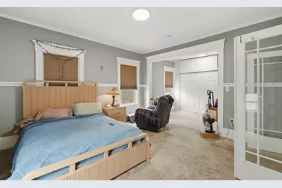34 West Rodney French Blvd, New Bedford, MA 02744 - Photo 27