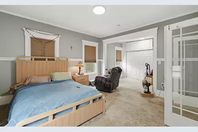 34 West Rodney French Blvd, New Bedford, MA 02744 - Photo 27