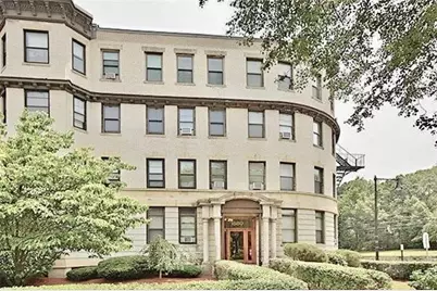 1880 Commonwealth Ave #12A, Boston, MA 02135 - Photo 1