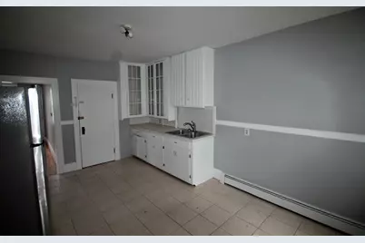 21-23 Maple Ave #1R, Ware, MA 01082 - Photo 5