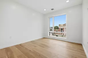 457 W Broadway, Boston, MA 02127 - Photo 17