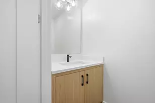 457 W Broadway, Boston, MA 02127 - Photo 21