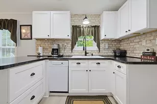 12 Fox Run, Brookfield, MA 01506 - Photo 13
