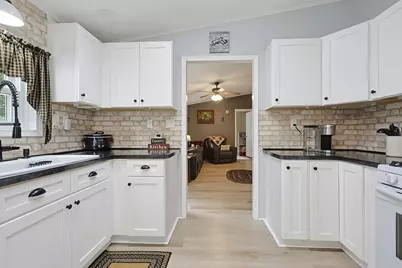 12 Fox Run, Brookfield, MA 01506 - Photo 11