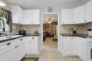 12 Fox Run, Brookfield, MA 01506 - Photo 11