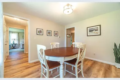 7 Bunker Cir, East Longmeadow, MA 01108 - Photo 5