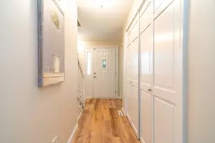 7 Bunker Cir, East Longmeadow, MA 01108 - Photo 3