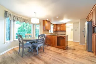 7 Bunker Cir, East Longmeadow, MA 01108 - Photo 9