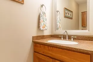7 Bunker Cir, East Longmeadow, MA 01108 - Photo 17