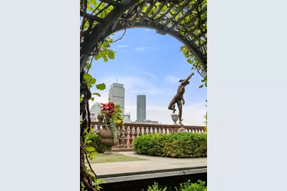 316 Beacon St #4, Boston, MA 02116 - Photo 21