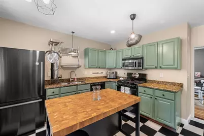 16 Budleigh Avenue, Beverly, MA 01915 - Photo 13