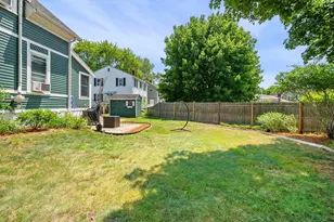 16 Budleigh Ave, Beverly, MA 01915 - Photo 37