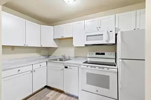 800 Bearses Way, Barnstable, MA 02601 - Photo 7