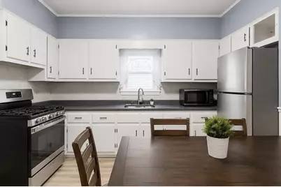 115 Thompson St, New Bedford, MA 02740 - Photo 15